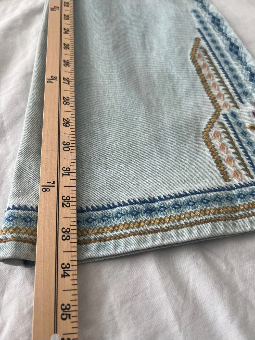 Driftwood Farrah Embroidered Flare Light Wash Jeans Size 26 - Picture 15 of 15